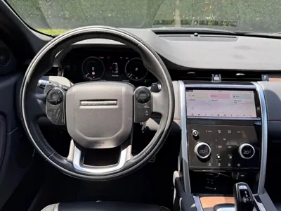 Land Rover Discovery Sport Hybrid
