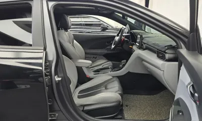 Hyundai Veloster