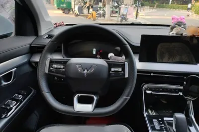 Wuling Asta