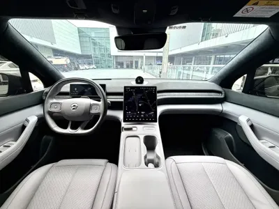 Nio EC6