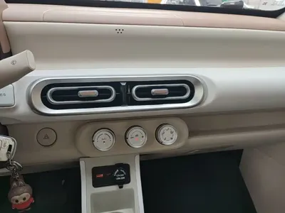 Wuling MINIEV