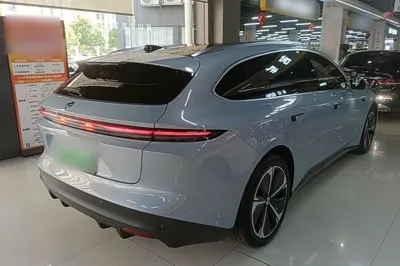 Nio ET5T