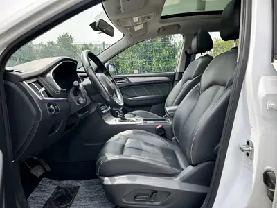 Roewe RX5
