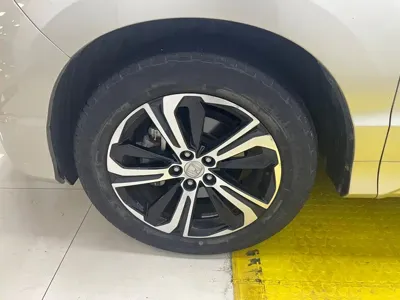 Honda UR-V