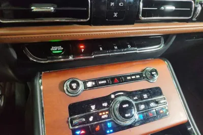 Lincoln Aviator