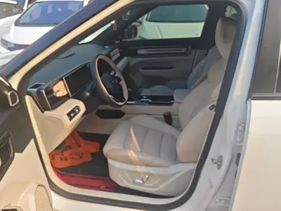 Geely ICON