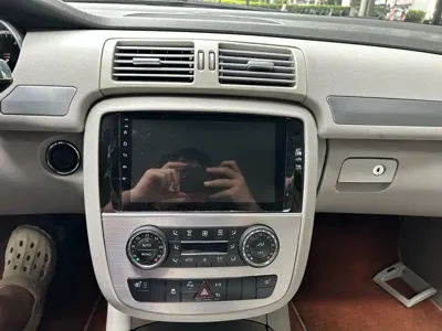 Mercedes-Benz R-Class