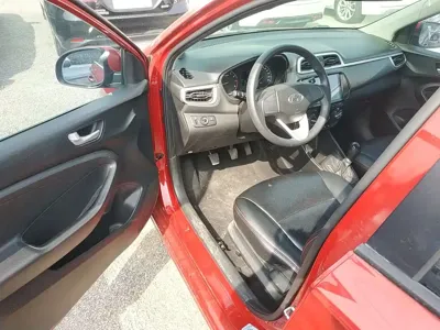 Hyundai Verna