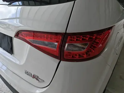 FAW Senya R7