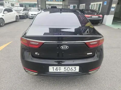 Kia K7