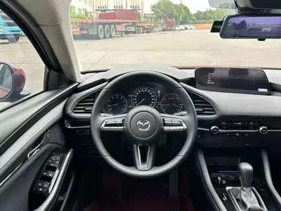 Mazda 3 Axela