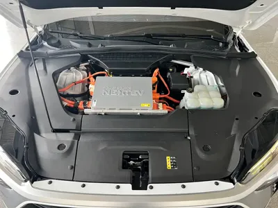 Nio ES8