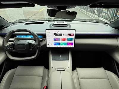 Lynk & Co Z10