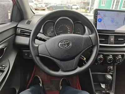 Toyota Yaris L