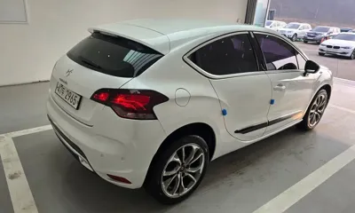 Citroen-DS DS4