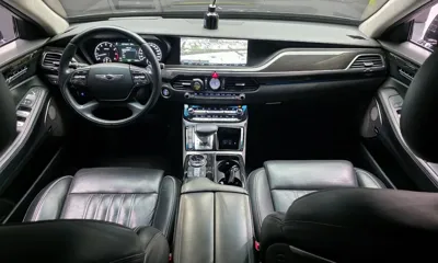 Genesis EQ900