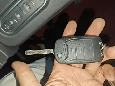 Baojun E100