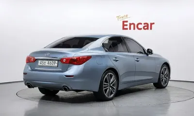 Infiniti Q50