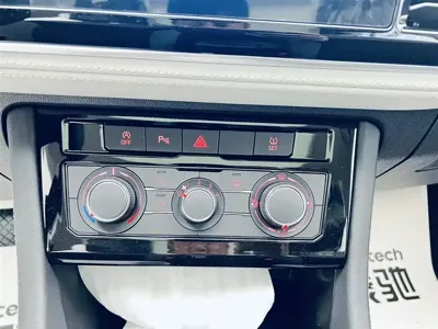 Jetta VS7