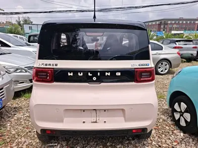 Wuling MINIEV