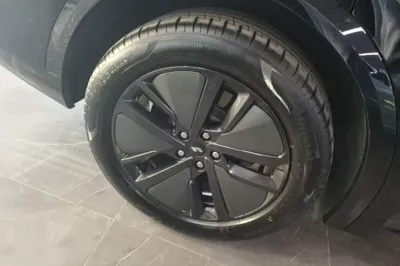 Li Auto L8