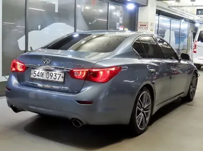 Infiniti Q50