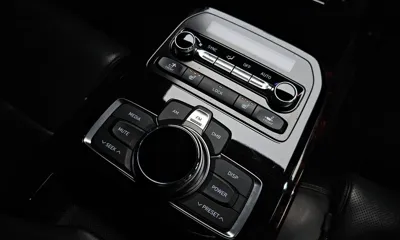 Genesis EQ900