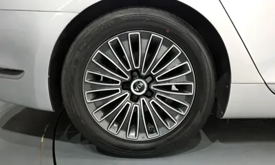Kia K9