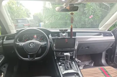 Volkswagen Phideon