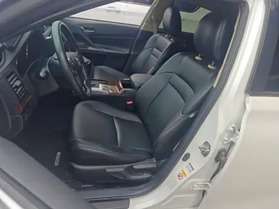 Toyota Reiz
