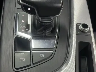 Audi A4 (Import)