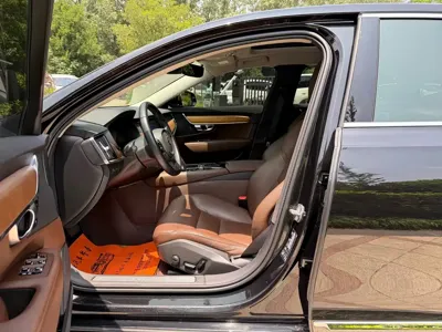Volvo S90 PHEV