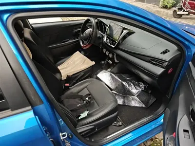 Toyota Yaris L