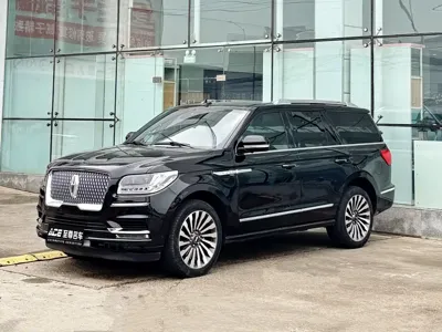 Lincoln Navigator