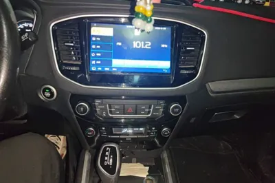 Geely Auto Vision X6