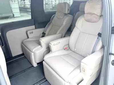 Li Auto Li MEGA