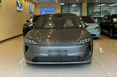 Hima Luxeed R7