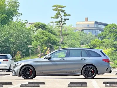 Mercedes-Benz C-Class AMG