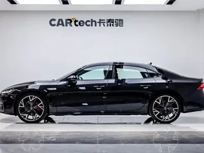 Audi A7L
