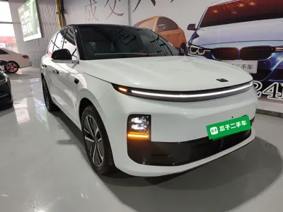 Li Auto L6