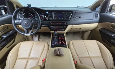 Kia Canival