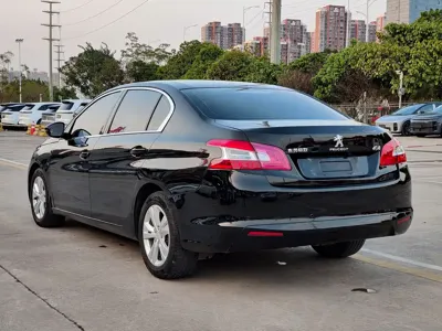 Peugeot 408