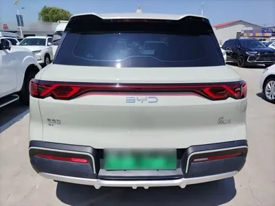 BYD Yuan Up
