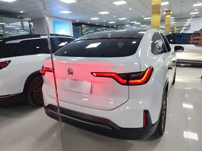 Nio EC6