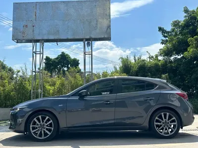Mazda 3 Axela