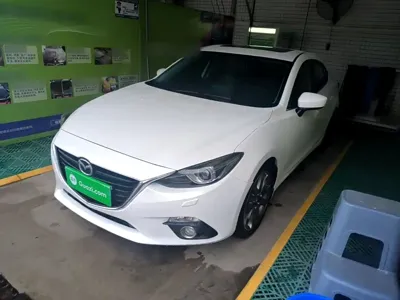 Mazda 3 Axela