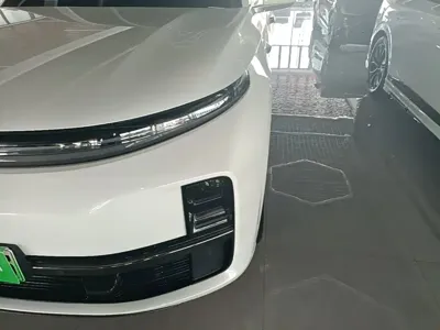 Li Auto Li L7