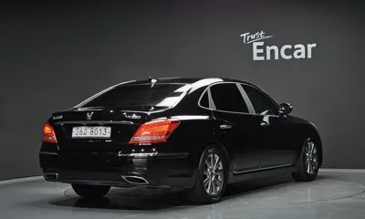 Hyundai Equus