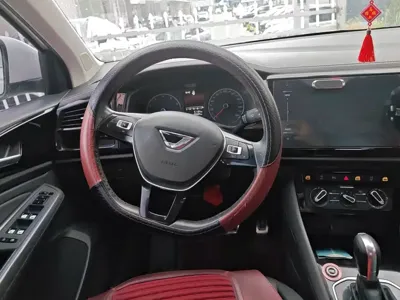 Jetta VS5