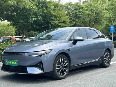 Xpeng P5